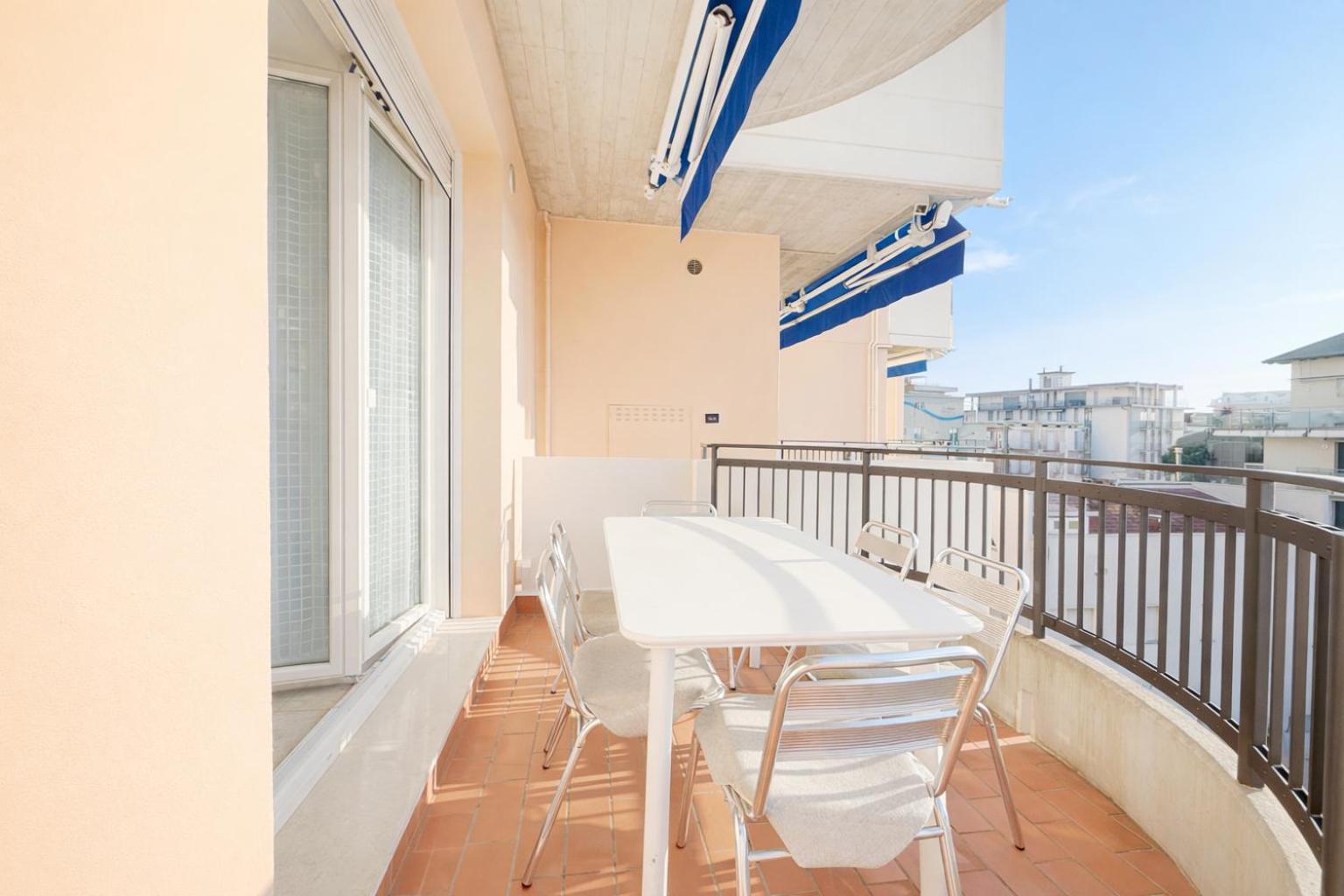 Costa Azzurra 20 - Carraro Immobiliare - Family Lido di Jesolo